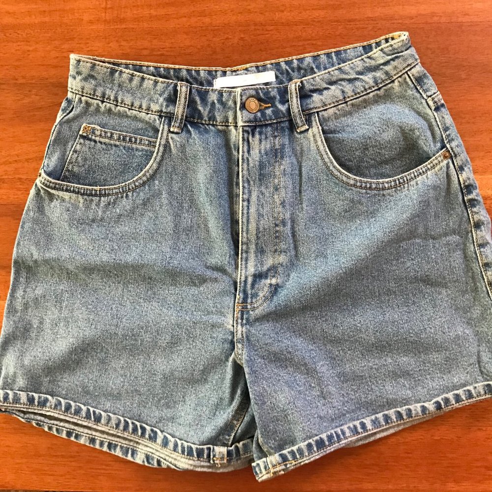 Zara Mom Jean shorts